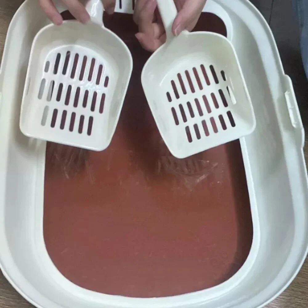 Cat litter tray